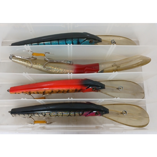 LOT OF 4 - MUSKY LURES W/ TACKLEBOX 