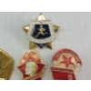 Image 2 : LOT OF 7 - MISC PINS - INCL USA & SOVIET RUSSIA