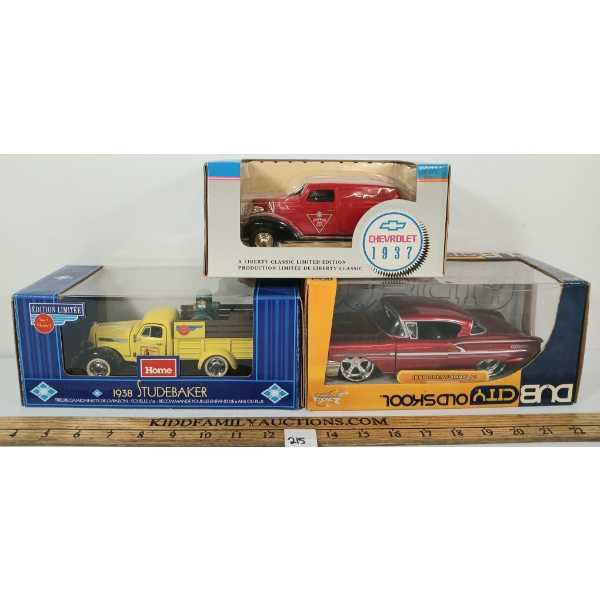 LOT OF 3 - JADA / LIBERTY CLASSICS DIECAST MODELS - '51 CHEVY PICK UP, '38 STUDEBAKER PICK UP, ETC 
