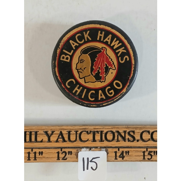 1967-1968 CHICAGO BLACK HAWKS HOCKEY PUCK