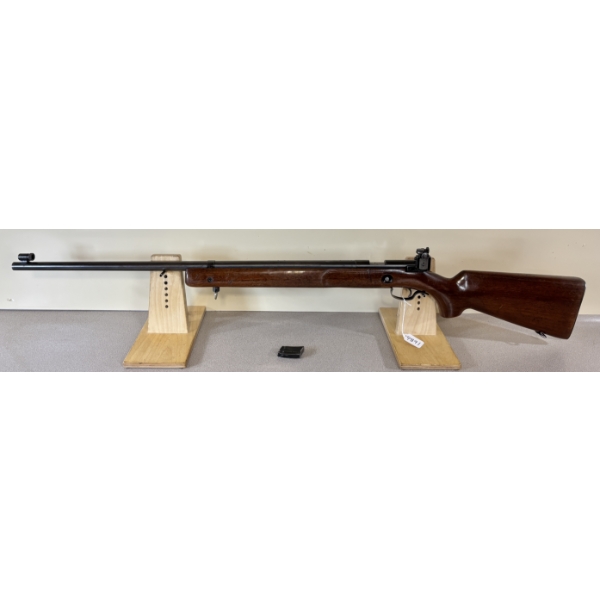 WINCHESTER MODEL 75 IN .22 LR 