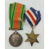 Image 3 : LOT OF 4 - WWII DEFENCE MEDAL, FRANCE & GERMANY STAR MEDAL & RASC HANKERCHIEFS
