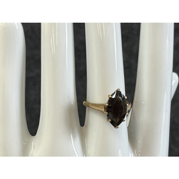 WOMEN'S TOPAZ RING - MARKED .375 - 9K