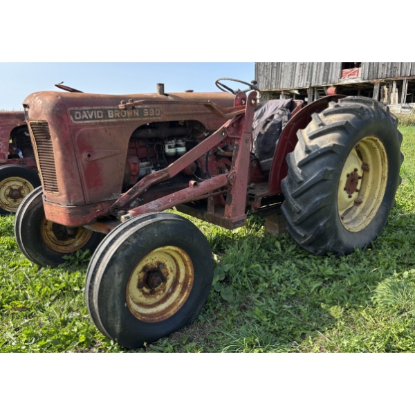 DAVID BROWN TRACTOR MODEL 990 W/ LOADER FRAME - DIESEL