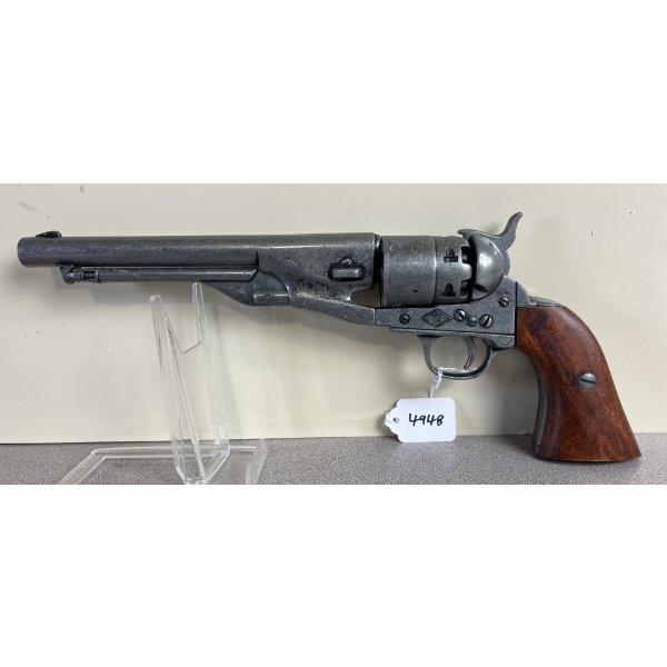 TOY REVOLVER - NO PAL REQUIRED 