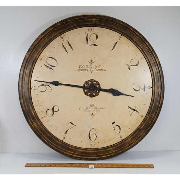 THE ENRICO FULVI II BATTERY OP WALL CLOCK