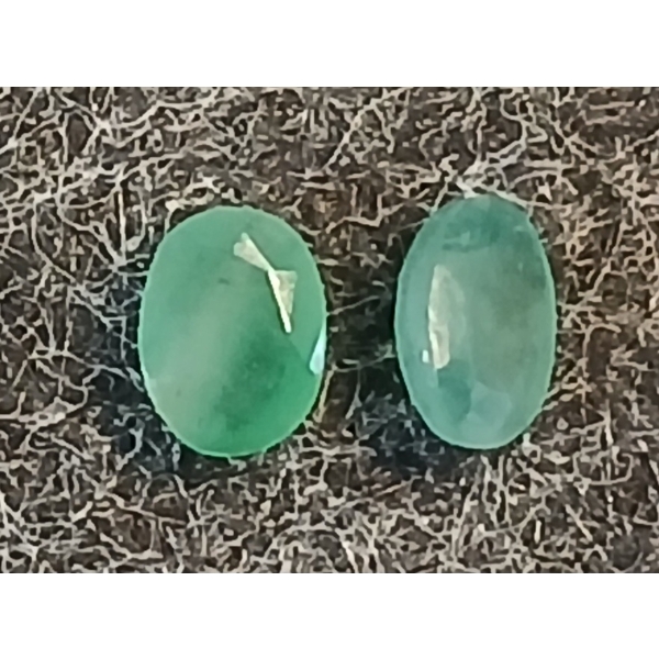 PAIR OF NATURAL EMERALDS - UNTREATED OVAL CUT 