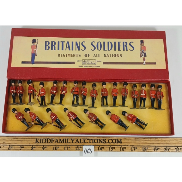 BRITAINS SOLDIERS LEAD FIGURES - NO. 205, 2078, 329 COLDSTREAM, IRISH & SCOTS GUARDS