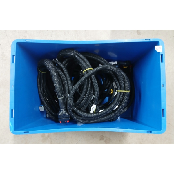JOB LOT - MISC CABLE HARNESSES
