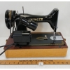 Image 2 : THE SINGER MFG SEWING MACHINE W/ CASE