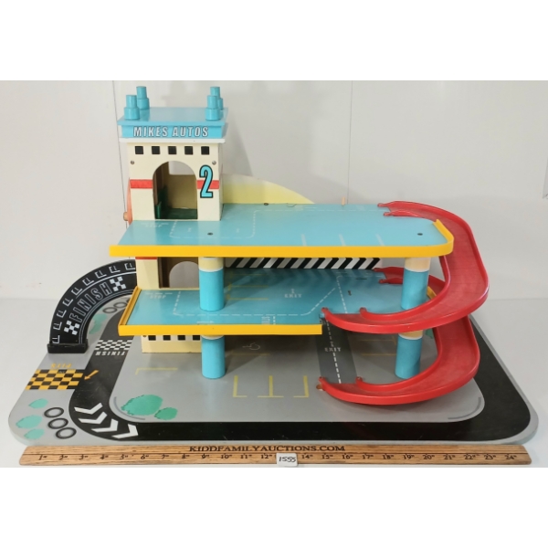 MIKE'S AUTOS GARAGE PLAY SET