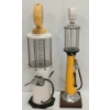 Image 2 : LOT OF 2 - WHITE ROSE TOY GAS PUMPS