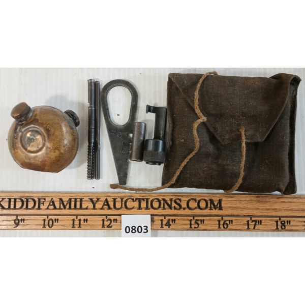 WWII SOVIET RUSSIAN MOSIN NAGANT M91/30 OILER W/ TOOLS