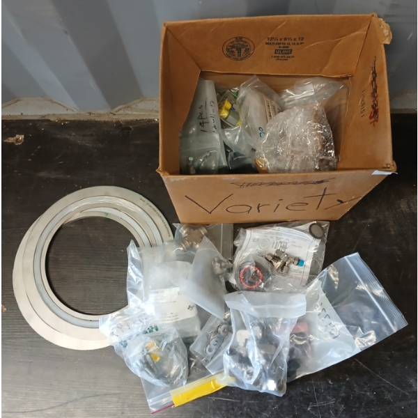 JOB LOT - MISC HARDWARE & FITTINGS