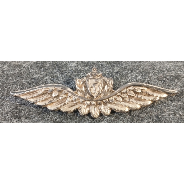ROYAL NORWEGIAN PILOT WINGS BADGE
