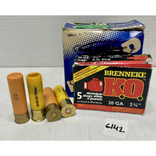 AMMO: APPROX 30X 20 GA 2 3/4 IN - NO 8 & SLUGS