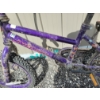 Image 7 : LOT OF 2 - HUFFY SCOOTER & CHILDRENS INFINITY BIKE