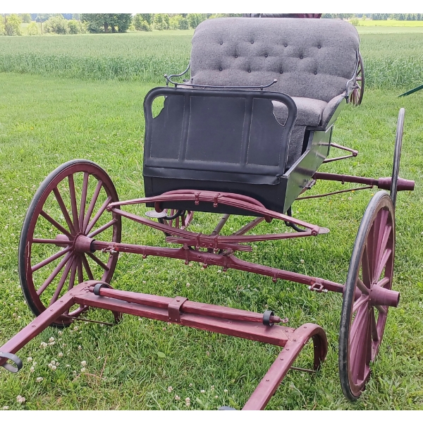 HORSE DRAWN BUGGY W/ SHAFTS