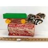 Image 1 : MARX PANEL WAGON TWO HORSE TEAM W/ BOX