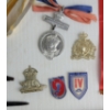 Image 4 : JOB LOT - MILITARY COLLECTIBLES - INCL CDN FORCES BUCKLE, RCA REUNION RIBBON, ETC