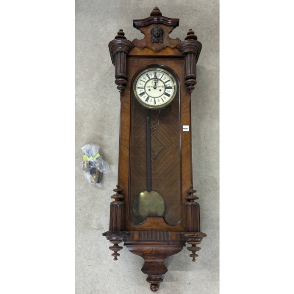 GRECIAN(?) MOTIF PENDULUM CLOCK