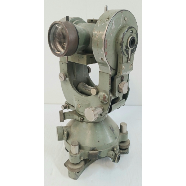 WILD HEERBRUGG (SWITZERLAND) T2 THEODOLITE