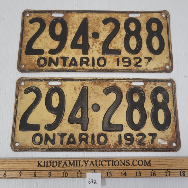 PAIR OF 1927 ONTARIO LICENCE PLATES
