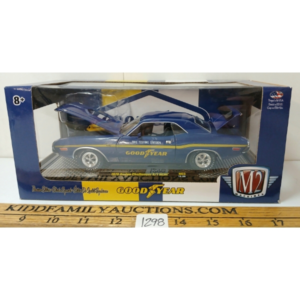 M2 1970 CHALLENGER R/T HEMI GOODYEAR DIECAST MODEL