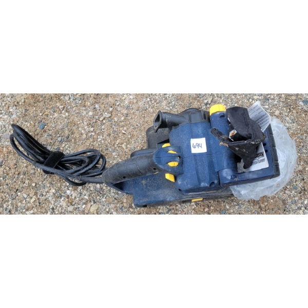 MASTERCRAFT 3X21IN BELT SANDER