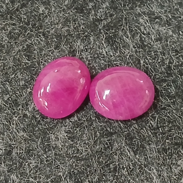 LOT OF 2 - NATURAL MOZAMBIQUE RUBIES - OVAL CUT
