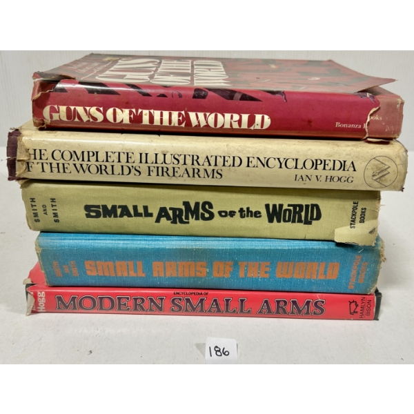 LOT OF 5 - SMALL ARMS GUNS OF THE WORLD