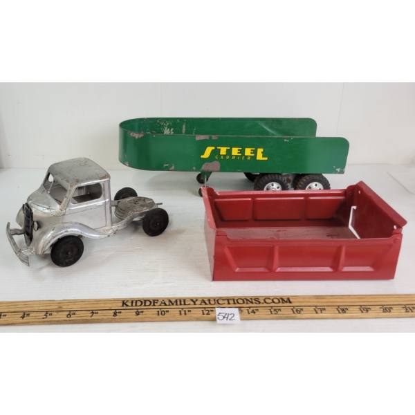 LOT OF 3 - PRESSED STEEL KINGSBURY TRUCK & TONKA TRAILERS 