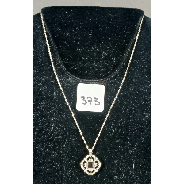 QUEEN ELIZABETH I STERLING SILVER & DIAMONESK PENDANT NECKLACE