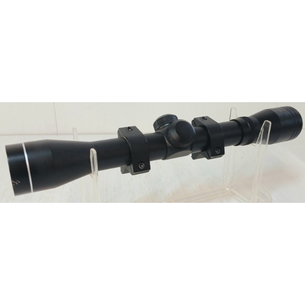 CROSSMAN AIR GUNS 4X32 SCOPE W/ RINGS