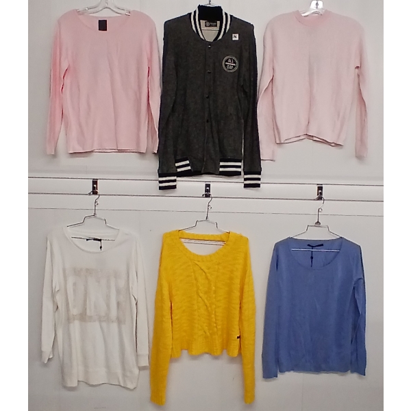 LOT OF 6 - WOMEN'S ALL-DAY APPAREL, INSIGHT & MINIMUM SWEATERS - FT IRIS, KALILA, TYRA, ETC