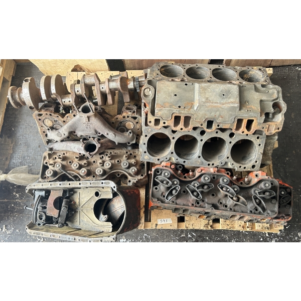 SKID LOT - 1958 - 60 348 ENGINE PARTS