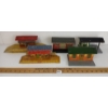 Image 3 : LOT OF 5 - AMERICAN FLYER & MECCANO PRESSED TIN TRACKSIDE ACCESSORIES