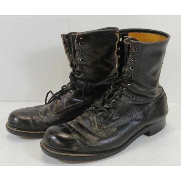 PAIR OF CDN LEATHER COMBAT BOOTS