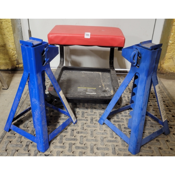 LOT OF 3 - SECURIMARK 3 TON JACK STANDS & CREEPER SEAT