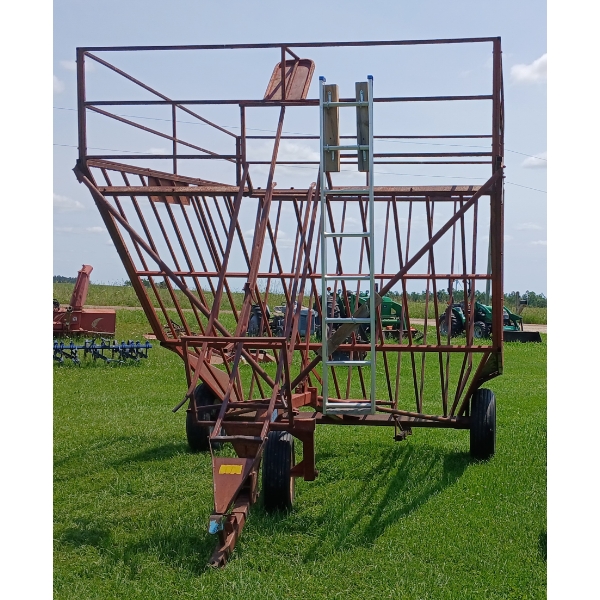 FORAGE KING BALE WAGON