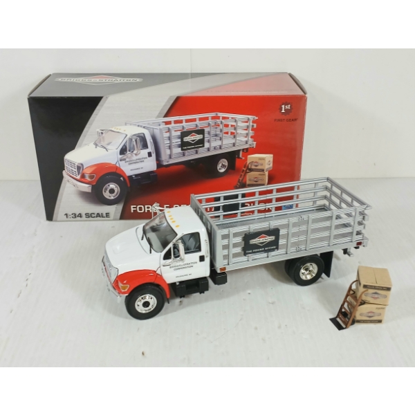 BRIGGS & STRATTON DIECAST FORD F-650 STAKE TRUCK MODEL