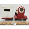 Image 6 : LOT OF 2 - TONKA PRESSED STEEL JEEP CAMPER & CEMENT TRUCK
