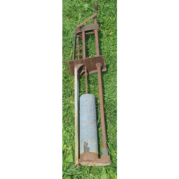 VINTAGE PUMP PARTS
