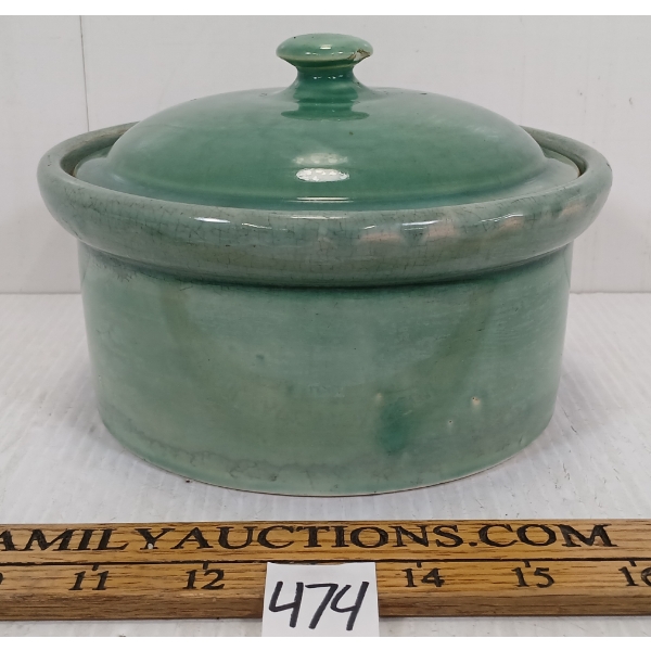WELLER POTTERY TURQOISE COVERED CASEROLE DISH