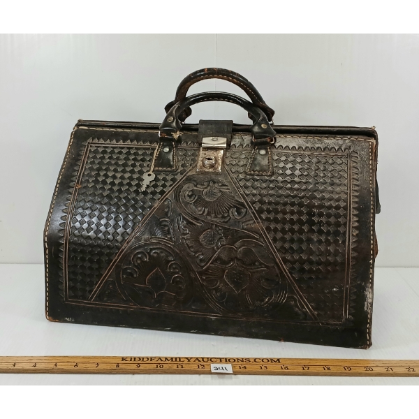 LEATHER TOOLED DOCTORS BAG