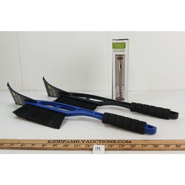 LOT OF 3 - SNOWBRUSH ICE SCRAPERS & TRU BATTERY OP WINE OPENER