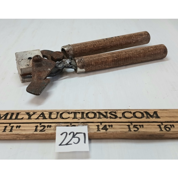 LEE 90454 BULLET MOULD