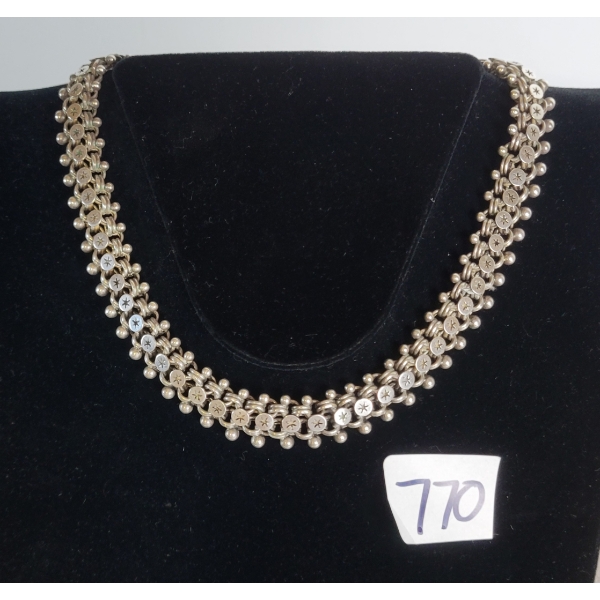 VICTORIAN CHOKER STYLE NECKLACE