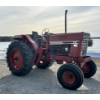 Image 2 : 1981 INTERNATIONAL 986 TRACTOR