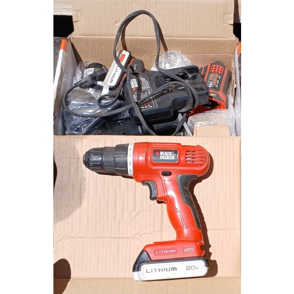 LOT OF 2 - BLACK & DECKER 20V DRILLS - INCL MATRIX QUICK CONNECT SYSTEM